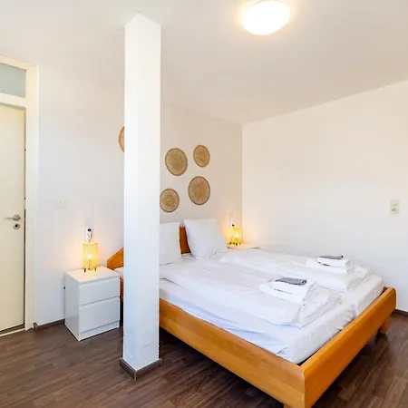 公寓 Downtown Retreat *