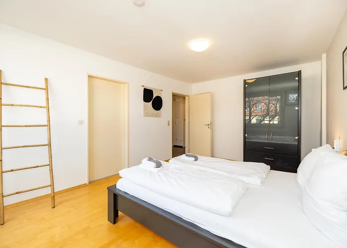 Apartment Downtown Retreat *
